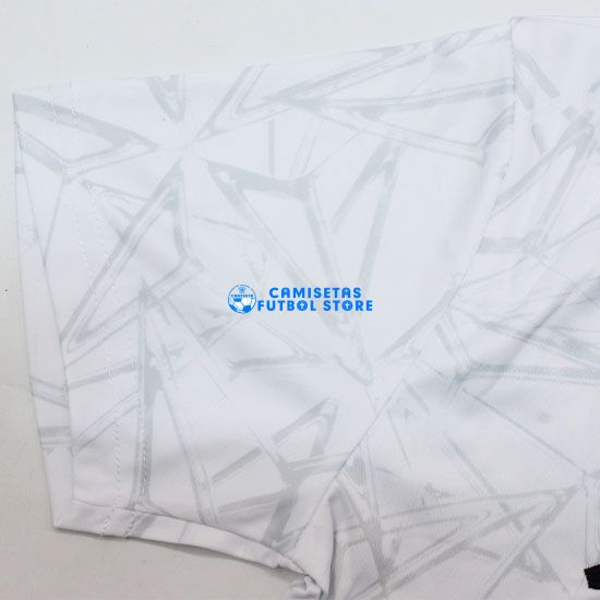 Camiseta Real Madrid Pre-Match Equipación 2024/2025 Niño Kit - Imagen 3