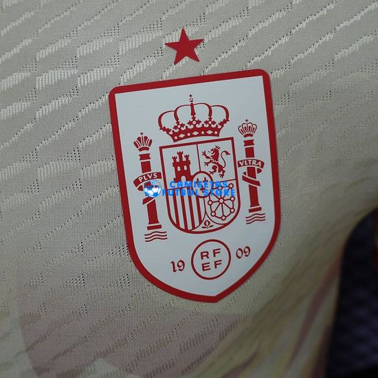 Camiseta España Amarillo Equipación 2024/2025 (EDICIÓN JUGADOR) - Imagen 7