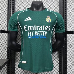 Real Madrid 2025/2026 Camiseta de la Especial equipación VERSIÓN JUGADOR verde